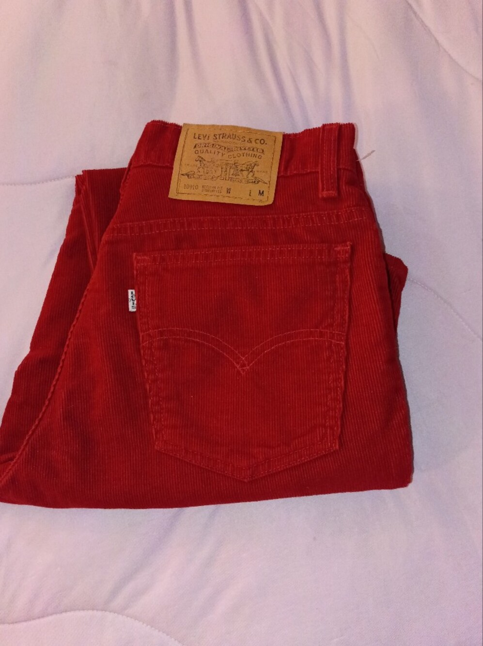 Levi's Red Corduroys Straight Leg 910 Regular Fit. Nwot